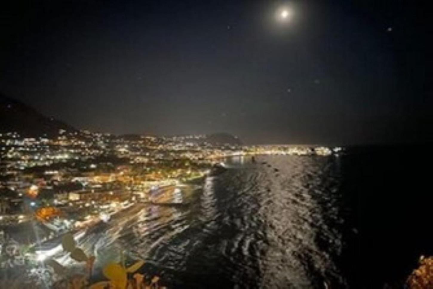 Forio Casa Villa, La Grille Du Coq 1 Il Prezzo Della E Riferito All'intero Con Il Limite Delle Persone Previste N 4 Ischia