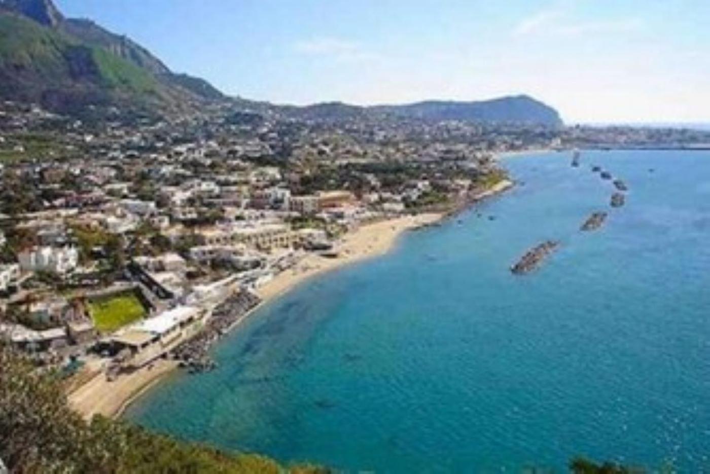 Forio Casa Villa, La Grille Du Coq 1 Il Prezzo Della E Riferito All'intero Con Il Limite Delle Persone Previste N 4 Ischia
